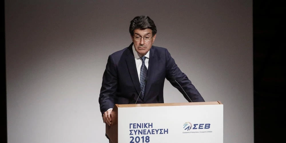 Πρόεδρος ΣΕΒ κατά ΣΥΡΙΖΑΝΕΛ: Η κυβέρνηση αποθαρρύνει τους επενδυτές